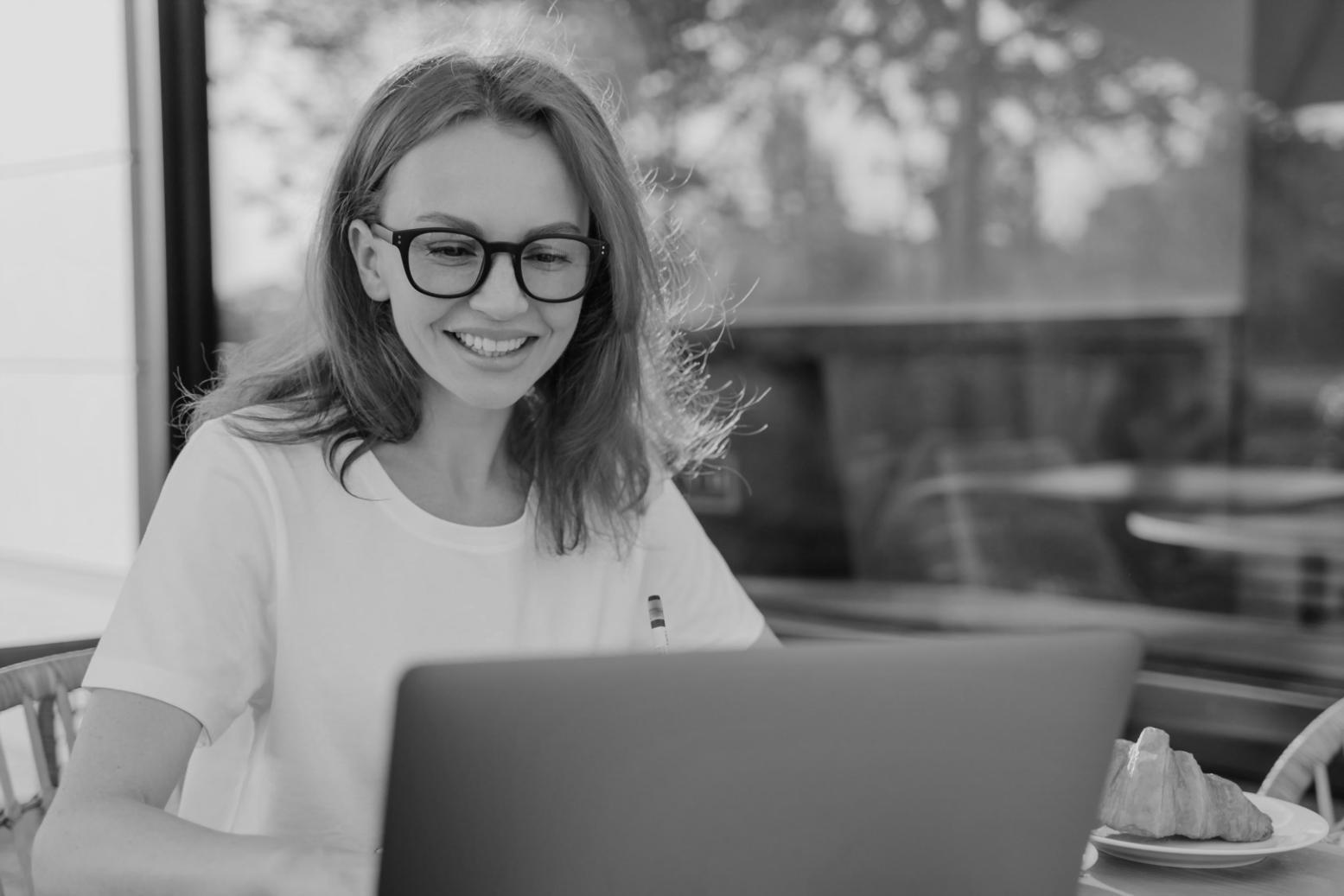 Résultats d'analyse financière automatisée sur tableau de bord